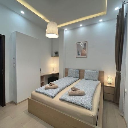 Szechenyi Renovated 2Br At Danube River Budapest Exterior photo